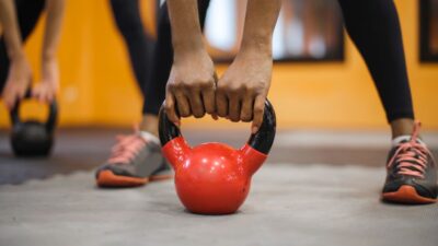 Mastering the Art of Micro Workouts: Staying Fit in 2026